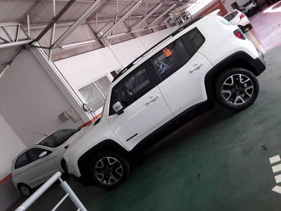 RENEGADE 2019/2019 1.8 16V FLEX LONGITUDE 4P AUTOMÁTICO