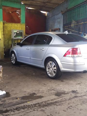 Vectra Elit automático 8V