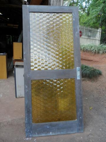 Porta madeira maciça, de correr, com vidro