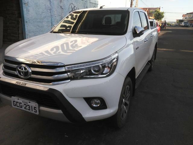 Toyota Hilux 17/17 SRX 2.8 4x4 - Foto 11