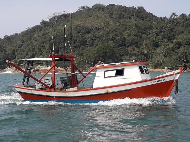 Bote de arrasto camarão