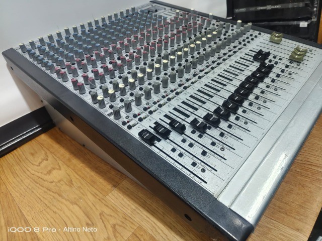 Mesa De Som Behringer Mx3242x Funcionando 100% - Foto 5