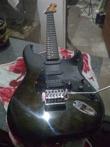 Pinturas em instrumentos  - Foto 2