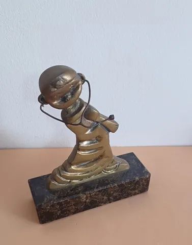 Antiga escultura em bronze - 17 cm - Foto 4