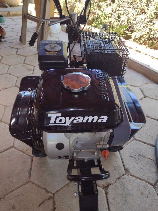 Motocultivador Toyama