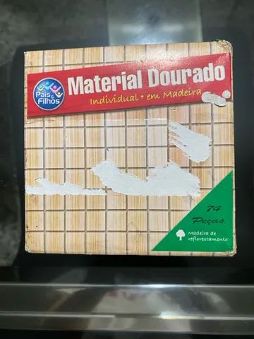 Material Dourado