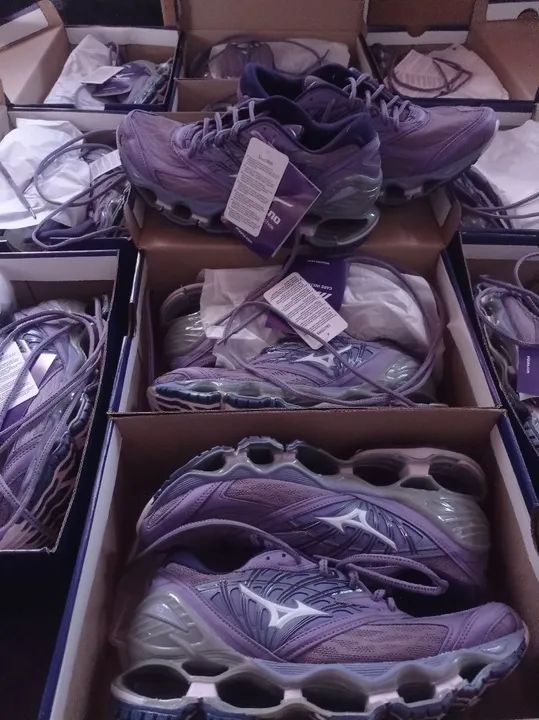 Tênis Mizuno pro 8 uva 
