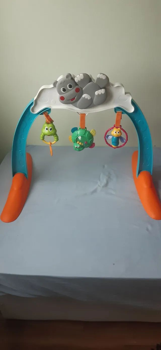 Arco de atividades para bebe 