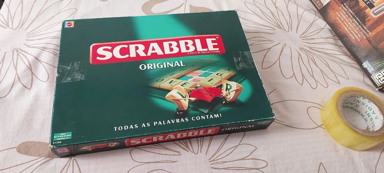 Jogos de Tabuleiro - Scrabble, War e Interpol - Foto 3