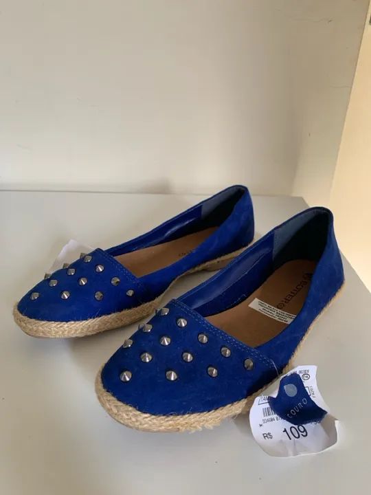 Sapatilha Bottero em COURO - Espadrilhes Azul Royal com spikes - Foto 2