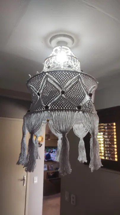 Lustre macramé