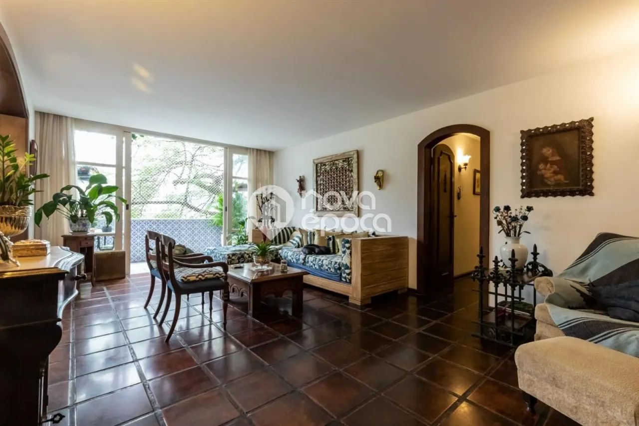 Lagoa | Apartamento 5 quartos, sendo 1 suite - Foto 3