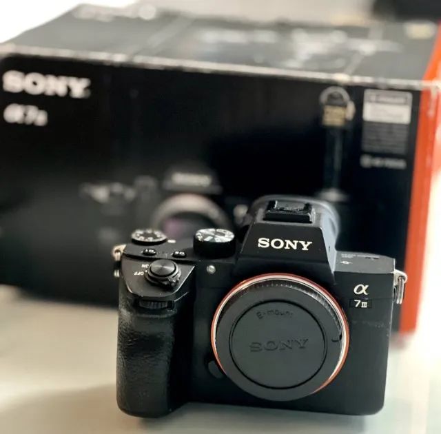 Câmera Sony Alpha A7 Iii Mirrorless Full Frame - Seminova