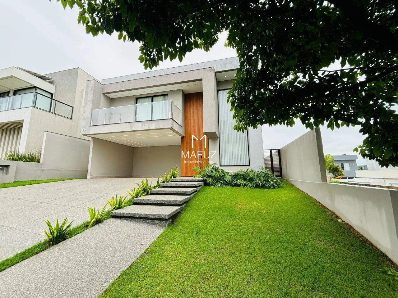 LINDA CASA NO CONDOMÍNIO GRAN PARK - VESPASIANO