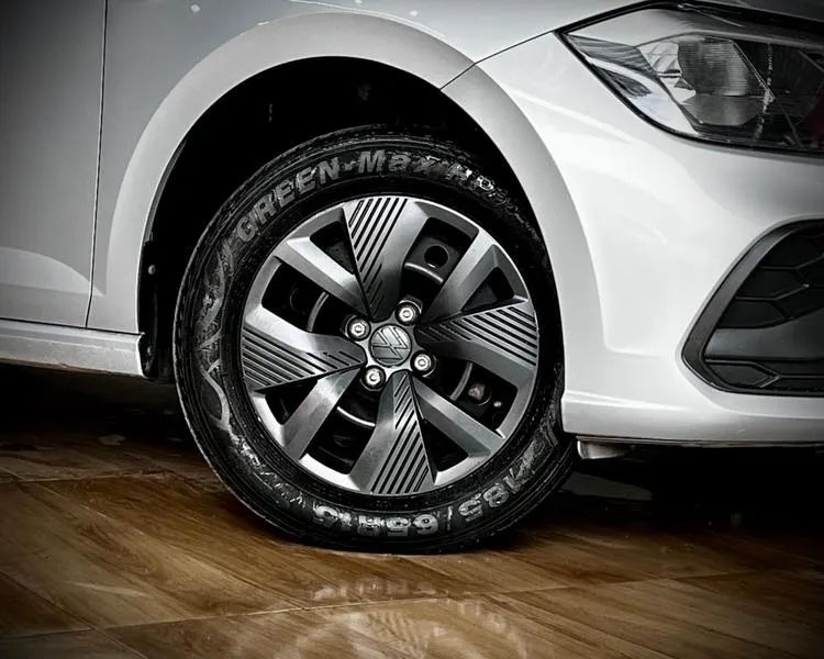 VOLKSWAGEN POLO TRACK MA 2024 - Foto 3