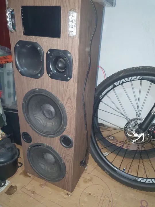 VENDE-SE CAIXA MONTADA COMO UM SOM DE CARRO. - Foto 3