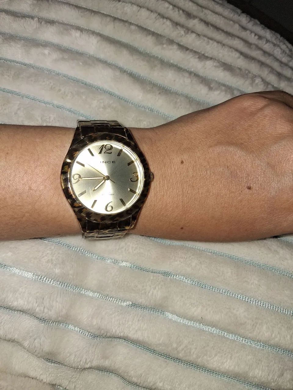 Para vender um lindo relógio  - Foto 4