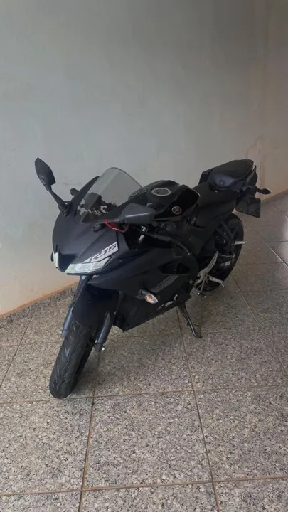 MOTO YZF R15 2024