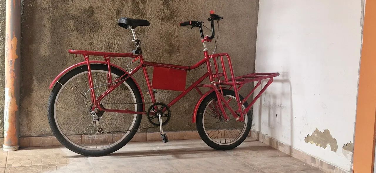 Bicicleta vermelha com carga troco por bicicleta aro 29 quadro 21