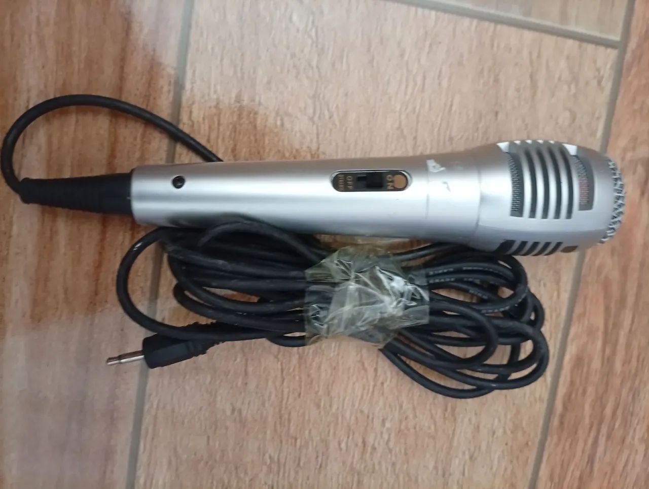 Microfone usado entrada p2 - Foto 3