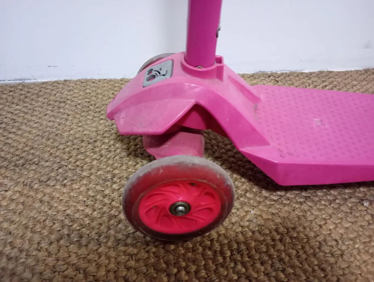 Patinete infantil rosa - Foto 2