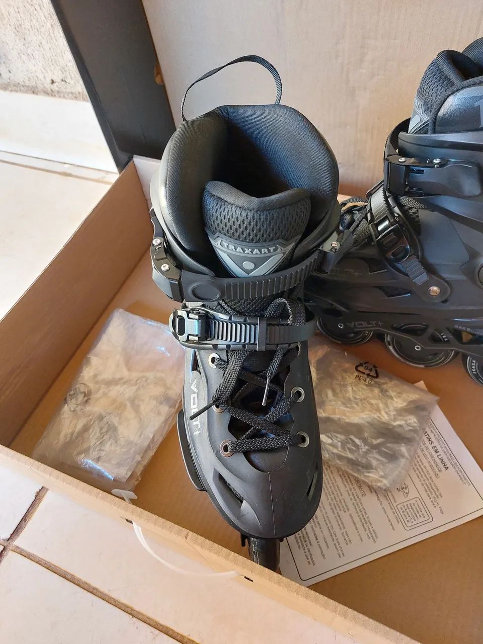Patins Inline Volt+ Traxart Preto (39/40) - Foto 4