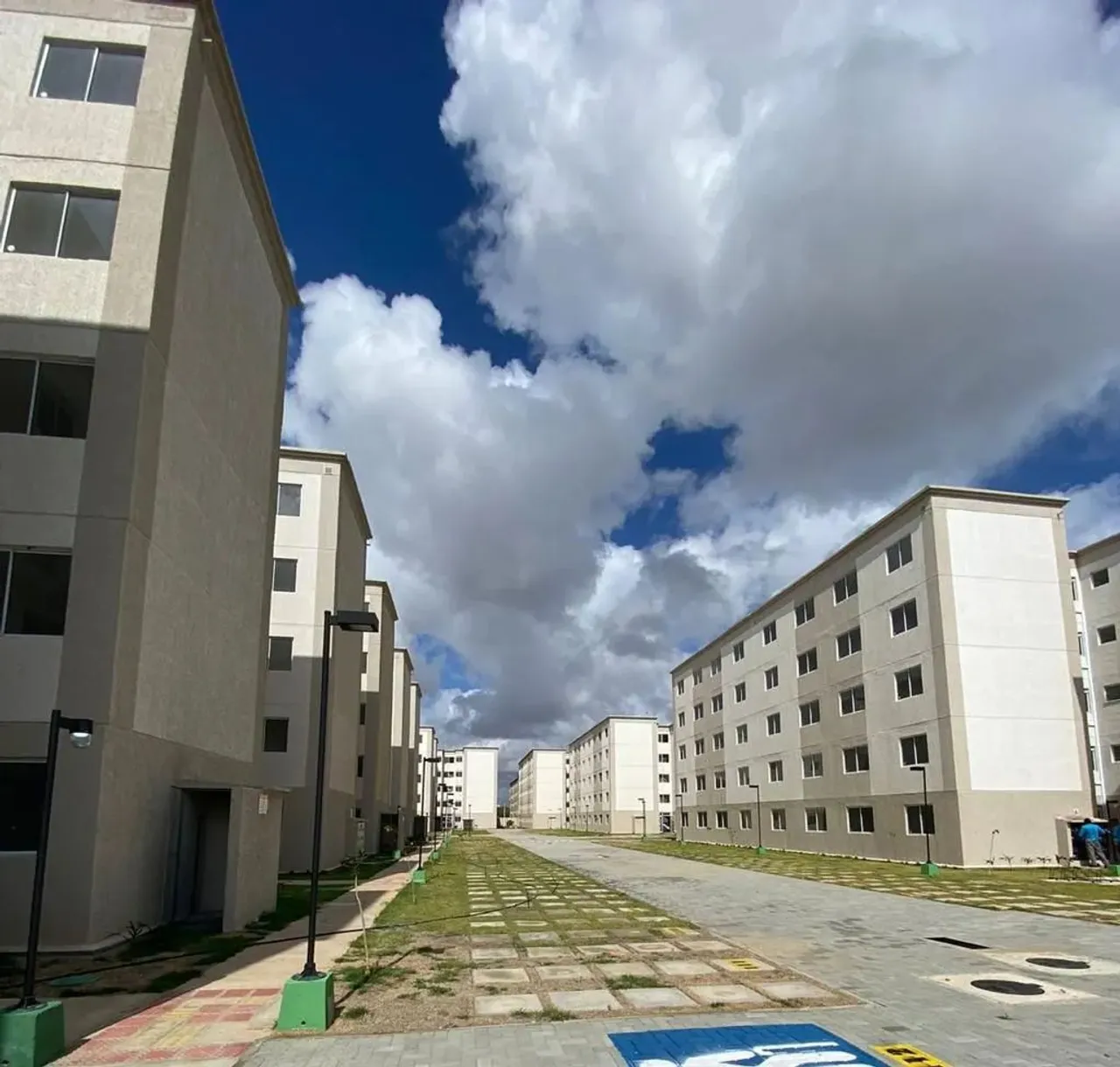 REPASSE NO TÉRREO NO SOLAR DAS ÁRVORES BAIRRO CASTELÃO