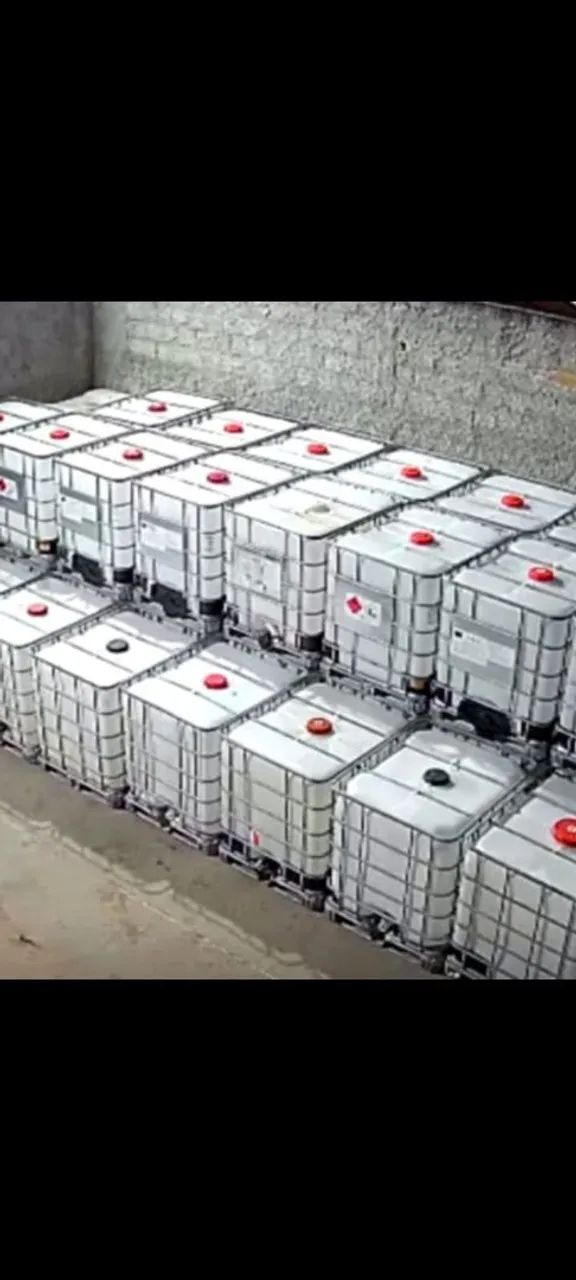 VENDO CONTAINERS DE IBC 1000LITROS