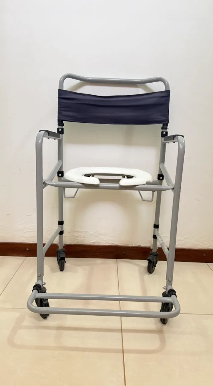 Cadeira de banho  - Foto 2