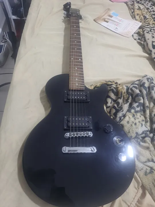 Guitarra Epiphone Special II + Amp
