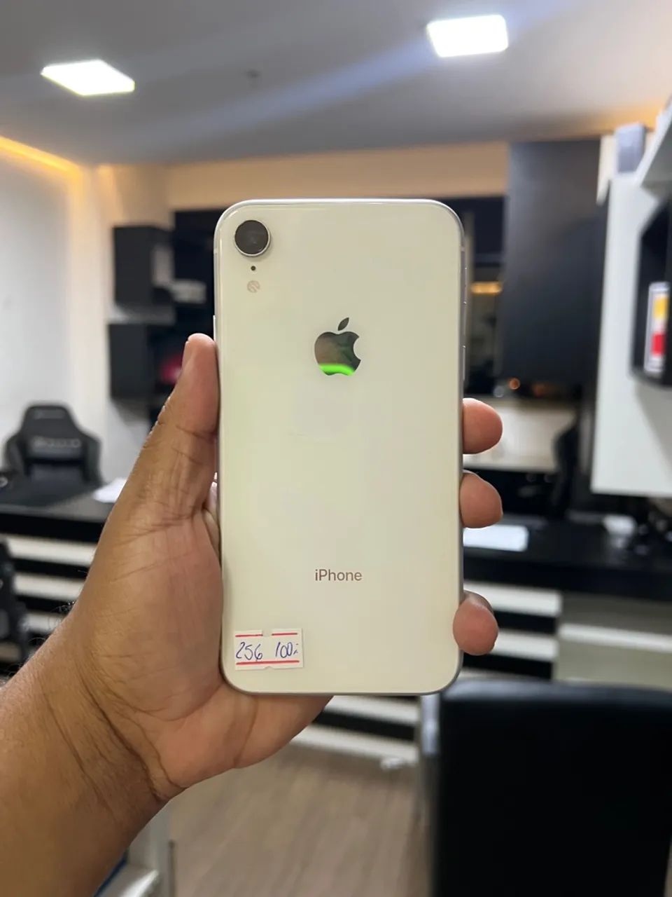 XR 256gb white aparelho seminovo - Foto 4