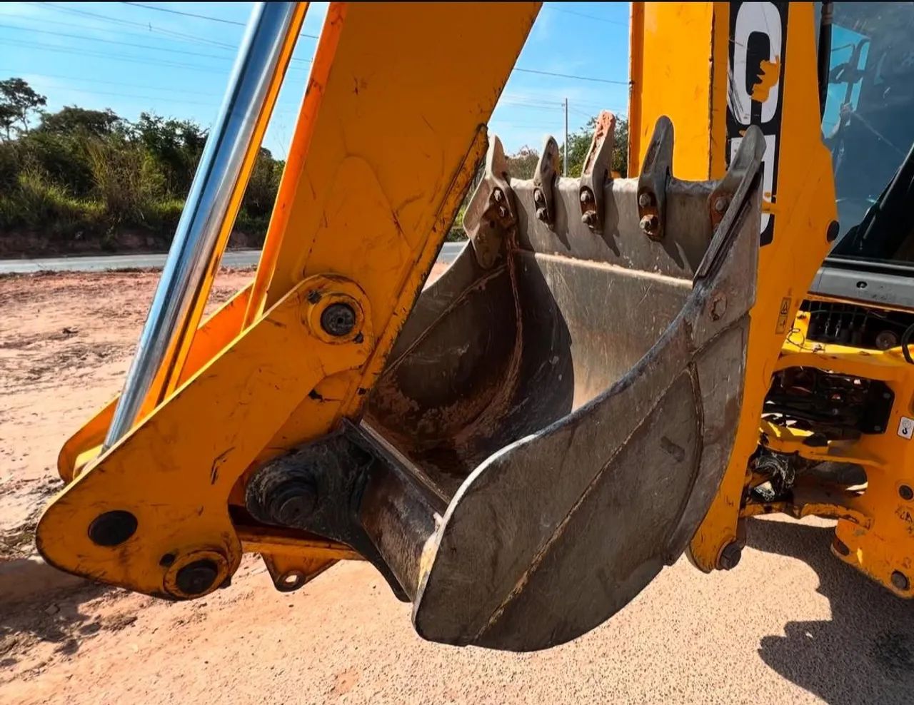 Retroescavadeira JCB - Pronta pro trabalho - Foto 3