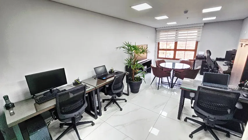 Vendo Sala Comercial no Condomínio Time Offices Express SEM ENTRADA Direto Proprietário