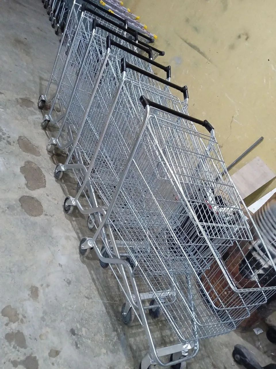 Carrinhos de supermercado  - Foto 2