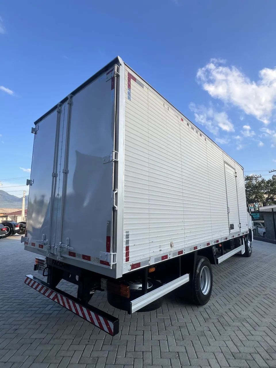  MB Accelo 1016 2018 - Bau facchini de 6.2m - Foto 6