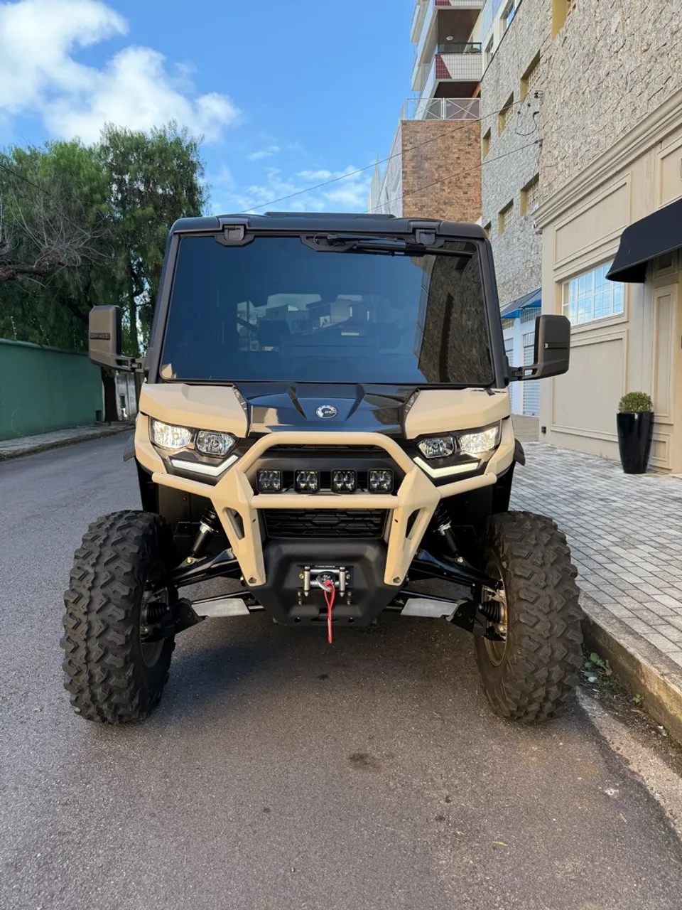 Can am defender max limited h10