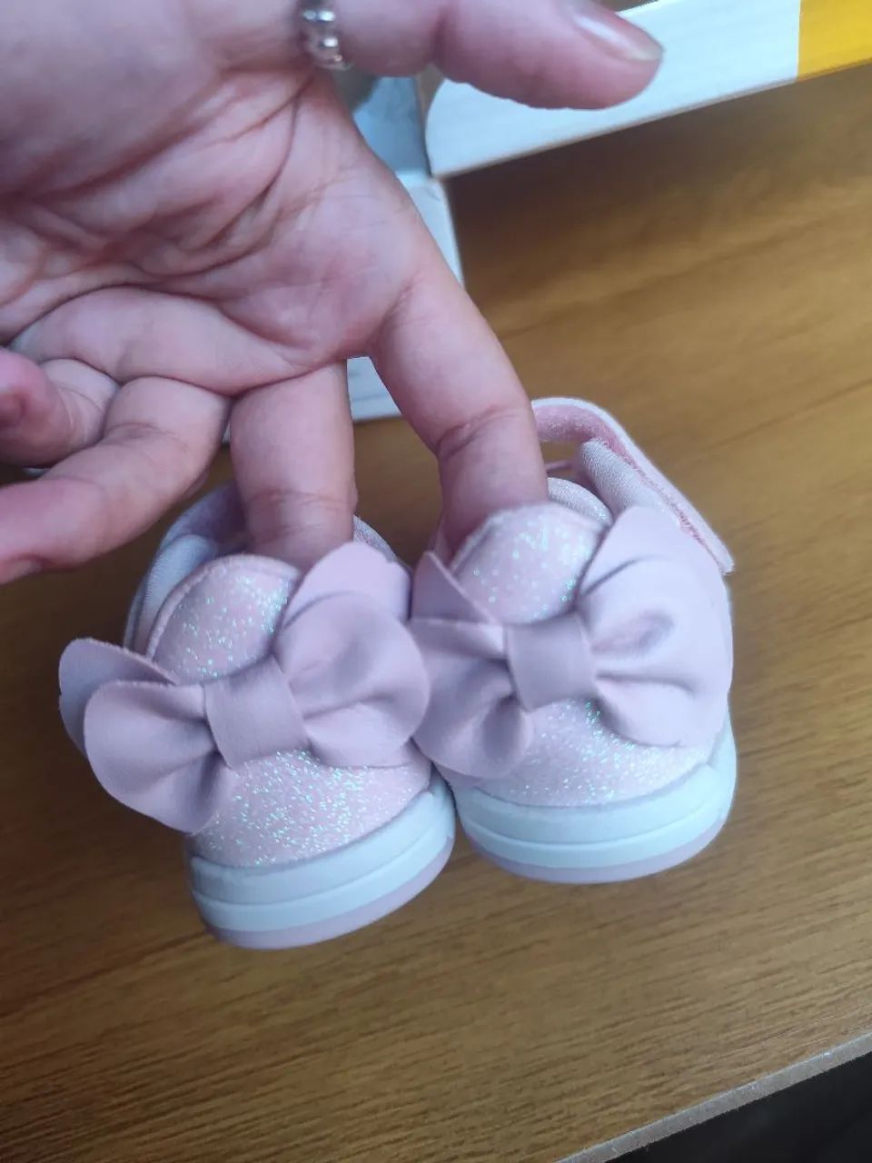 Tênis infantil bebê Klin moon laço traseiro rosa tamanho 16 NOVO NA CAIXA - Foto 2