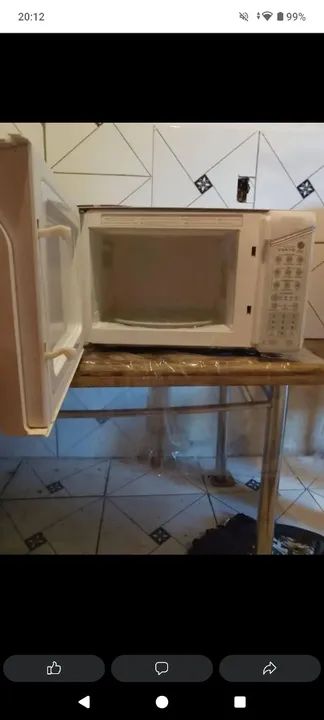 Micro-ondas em ótimo estado 220w não tá esquentando