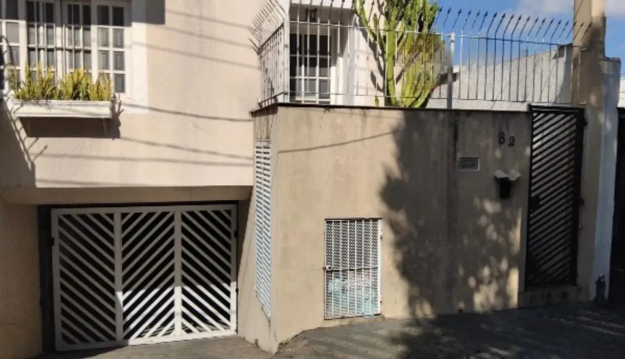 Excelente sobrado em condomínio fechado 15 minutos (a pé) da Estação de Trem de São Caetan