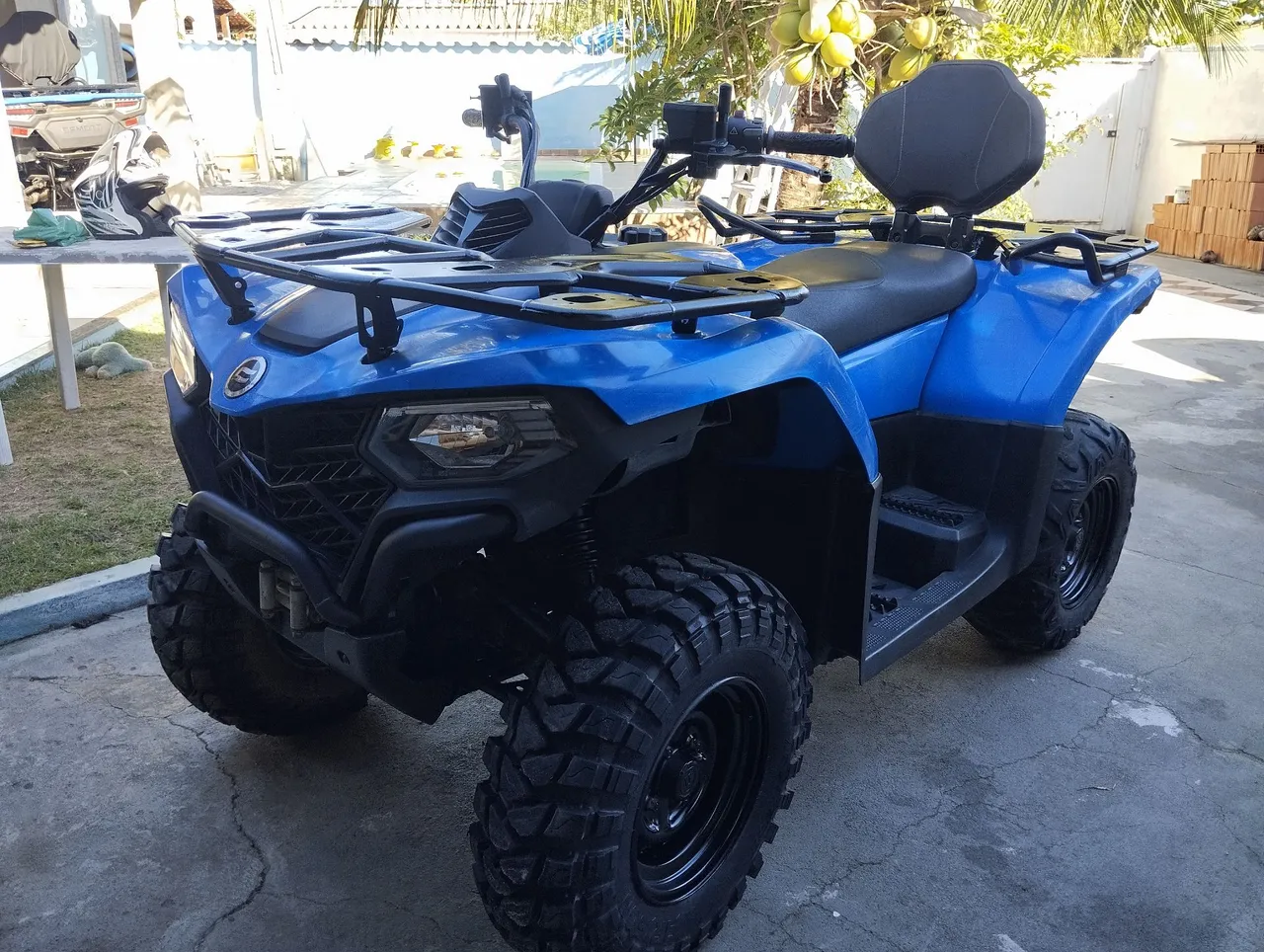 Quadriciclo cforce EPS 450cc automático