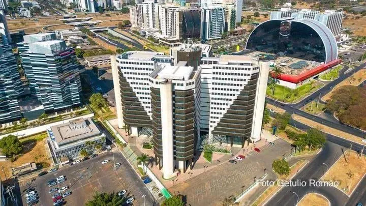 Sala para Locação n86 no Edifício Varig, com 350m2 de área comum, localizada na Asa Norte,