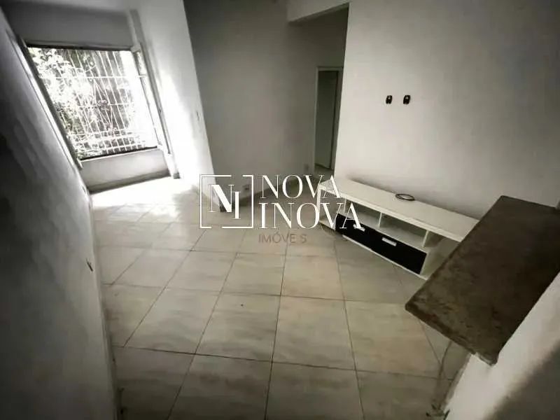 Apartamento : Padrão / Residencial / Leme - Foto 2