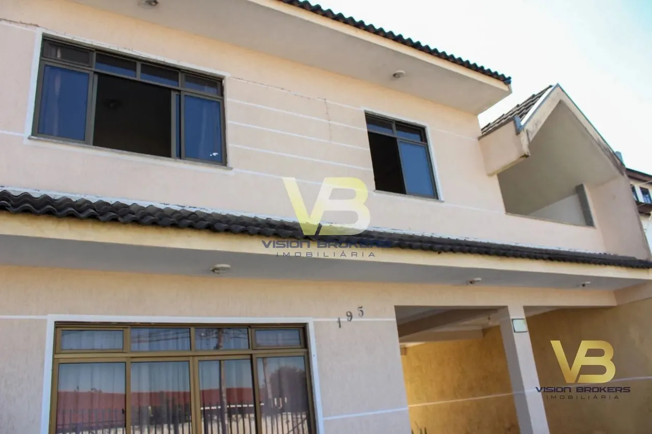 Sobrado com 4 dormitórios à venda, 260 m² por R$ 1.097.114,04 - Pineville - Pinhais/PR