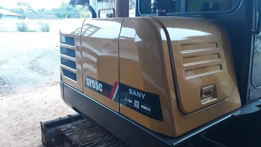 Escavadeira Sany 55 ano 2023 (repasse) - Foto 4