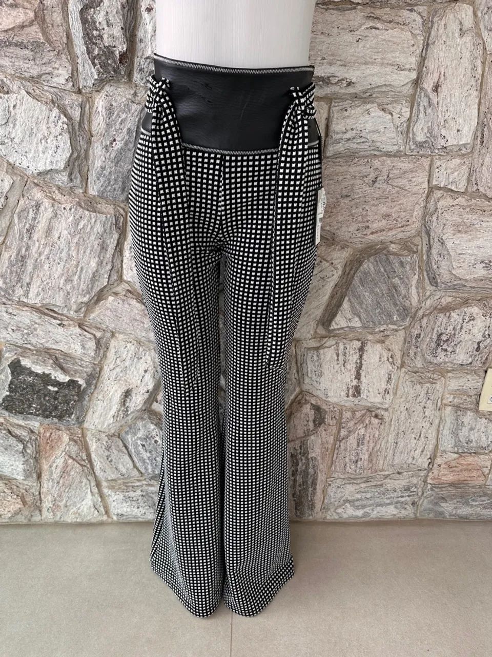Calça flare Xadrez Lança Perfume  - Foto 2