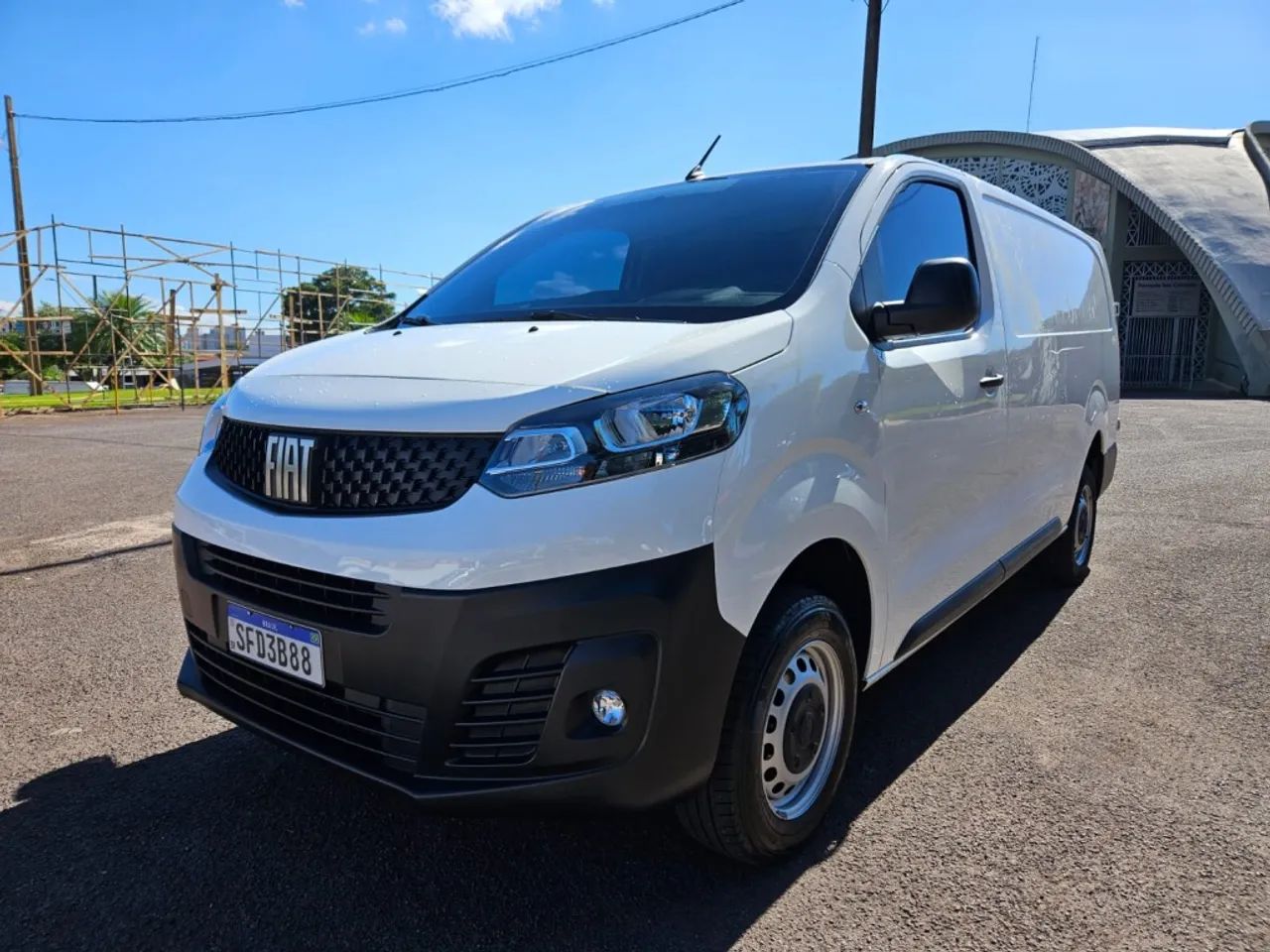 Fiat Cargo 1.5 16v turbo diesel, Manual 2024 - Foto 4