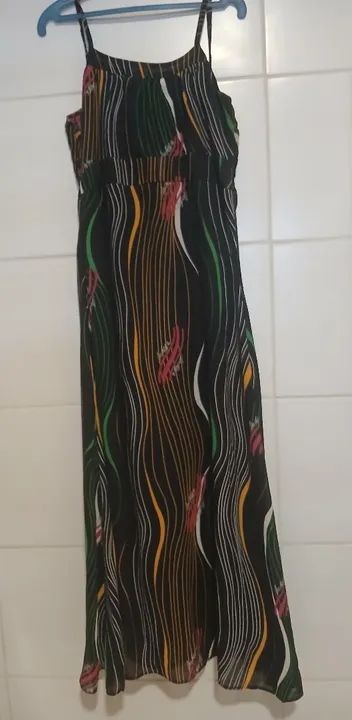 Vestido longo preto, veste 42/44. - Foto 3