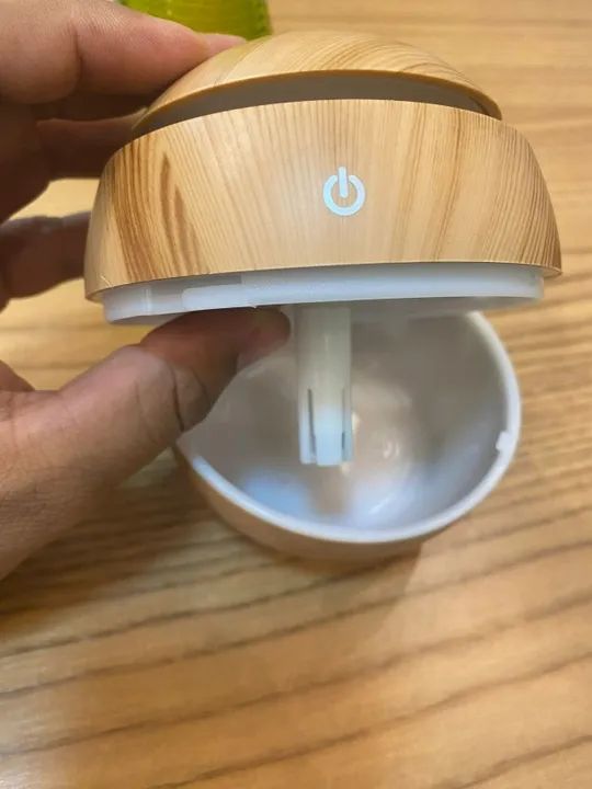 Mini Umidificador de Ar e Aromatizador de Ambientes Tipo Madeira - Foto 3