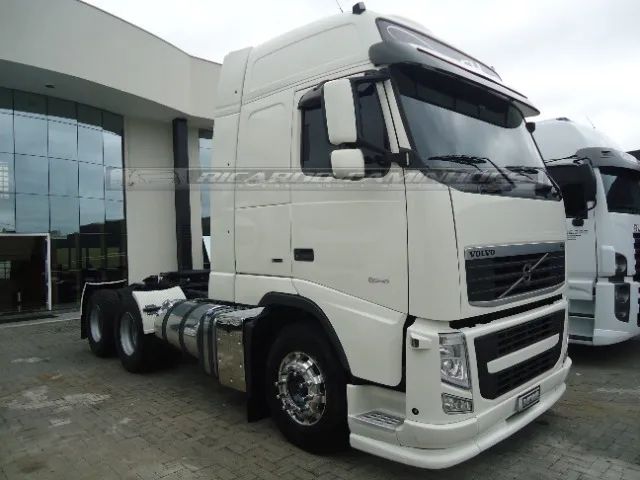 Volvo FH 460 2013 6x4 Teto alto completo