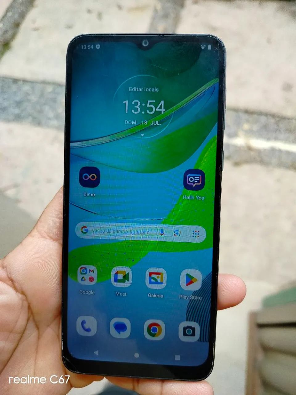 Vendo Moto E13 só com marcas de uso
